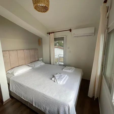 7 Oda Soeguet Bed & Breakfast *