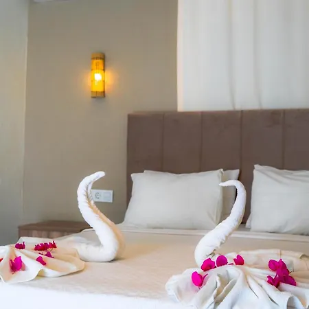 7 Oda Soeguet Bed & Breakfast Marmaris